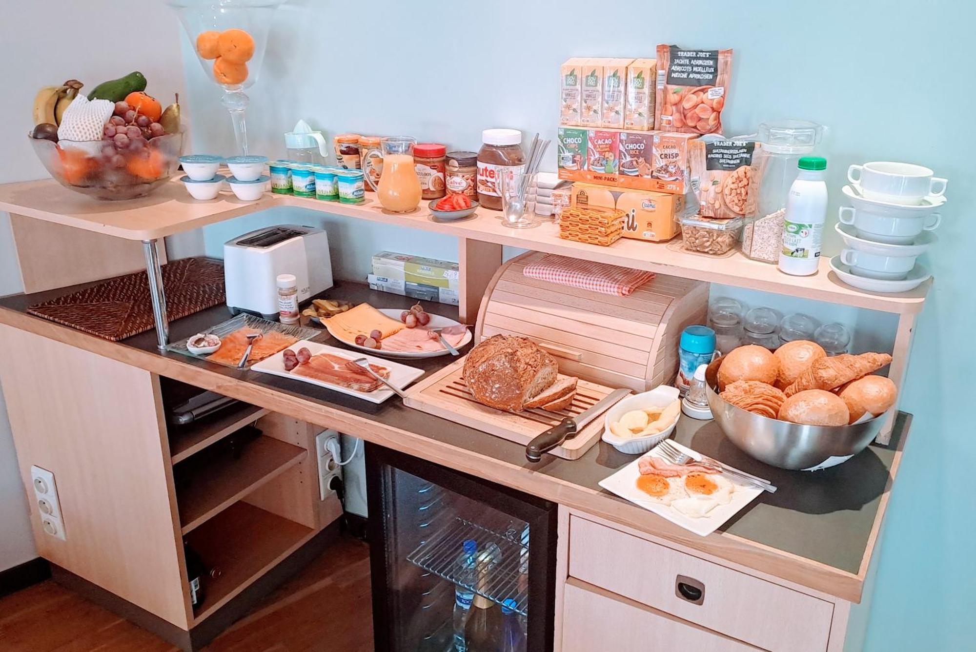 Beautyd Red Room Centrum Gullegem Вевелгем Екстериор снимка
