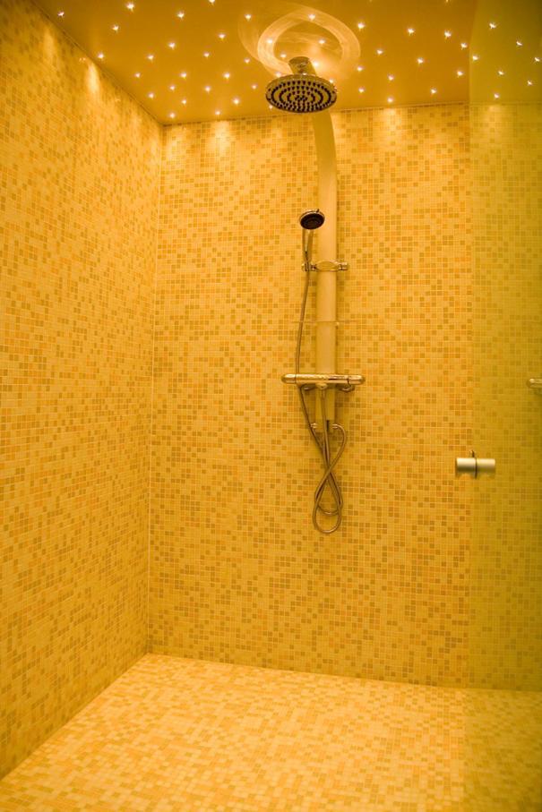 Beautyd Red Room Centrum Gullegem Вевелгем Екстериор снимка
